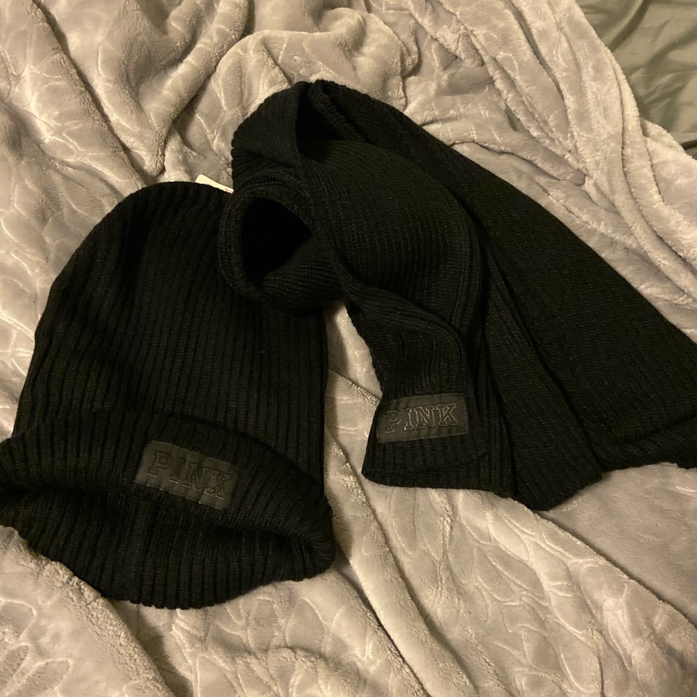 Victoria’s Secret Scarf & Beanie Set